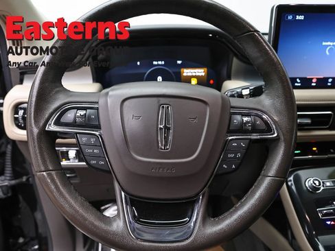 Used 2022 Lincoln Nautilus AWD w/ Premium Package image 10