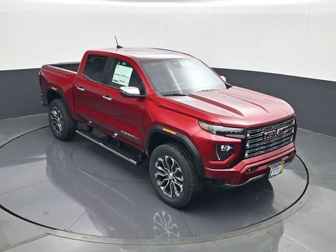 New 2026 GMC Canyon Denali AWD/4WD image 15