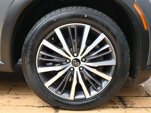 Used 2022 INFINITI QX60 Sensory image 13