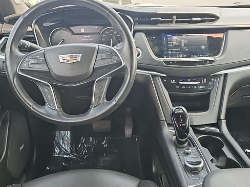 Used 2023 Cadillac XT5 Premium Luxury AWD/4WD image 14
