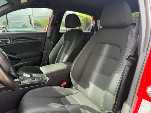 Used 2025 Honda Civic Sport image 10