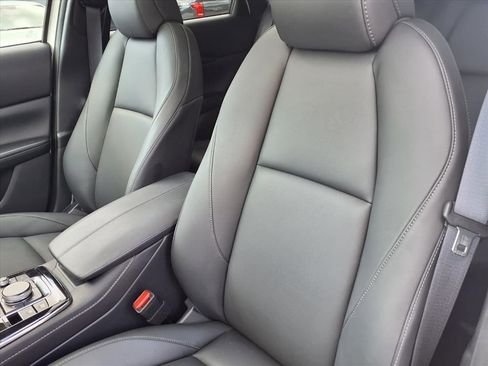 Certified 2025 MAZDA CX-30 AWD 2.5 S w/ Preferred Package image 7