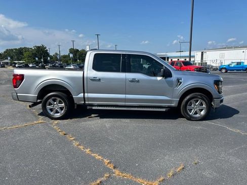 Used 2024 Ford F150 XLT w/ Mobile Office Package RWD image 5