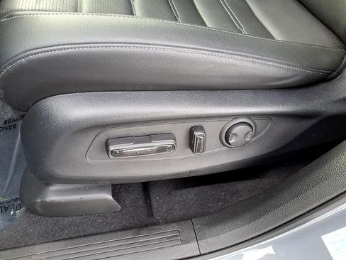 Used 2025 Honda CR-V EX-L image 19