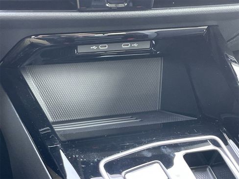 New 2026 Volkswagen GTI SE image 26