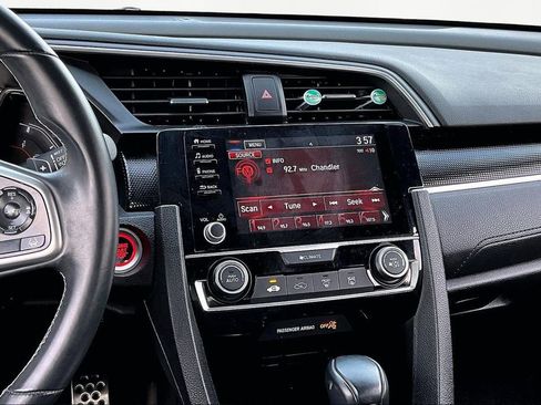 Used 2020 Honda Civic Sport image 10