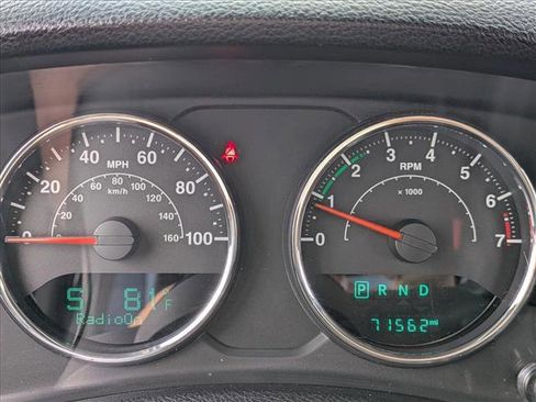 Used 2016 Jeep Wrangler Unlimited Sport w/ Connectivity Group image 10