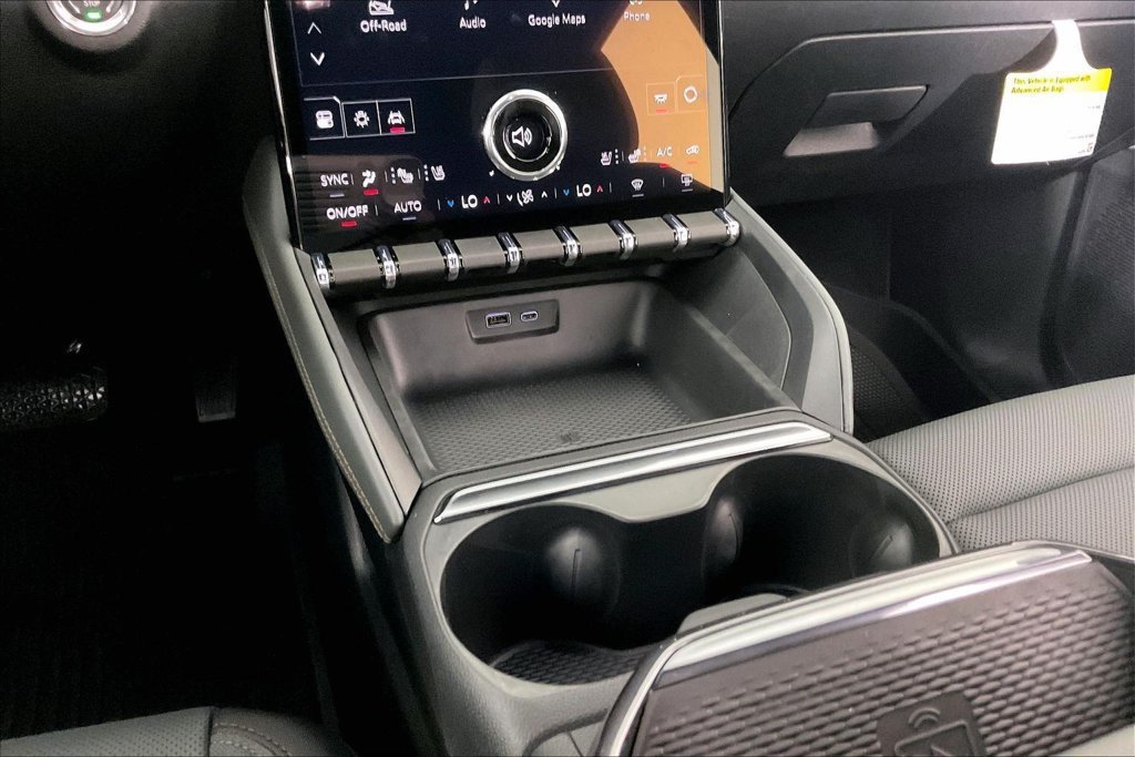New 2027 GMC Terrain AT4 w/ Convenience Package III AWD/4WD image 7