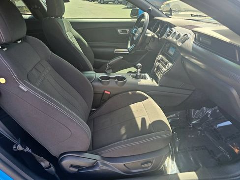 Used 2022 Ford Mustang GT w/ GT Performance Package RWD image 18