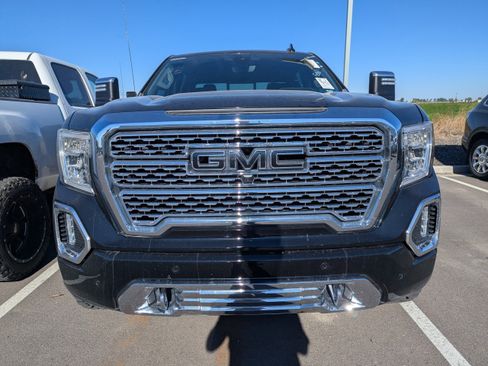 Used 2021 GMC Sierra 1500 Denali w/ Denali Ultimate Package AWD/4WD image 2