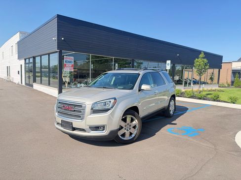 Used 2017 GMC Acadia Limited SLT AWD/4WD image 1