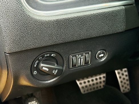 Used 2018 Dodge Charger R/T Scat Pack image 10