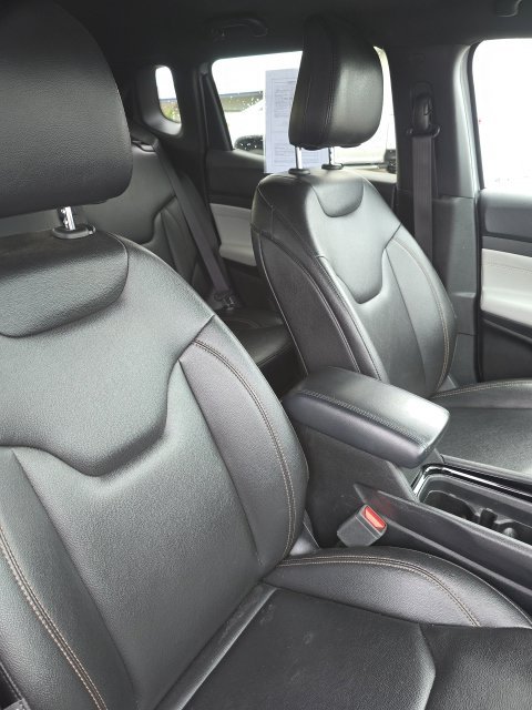 Used 2024 Jeep Compass Limited AWD/4WD image 30