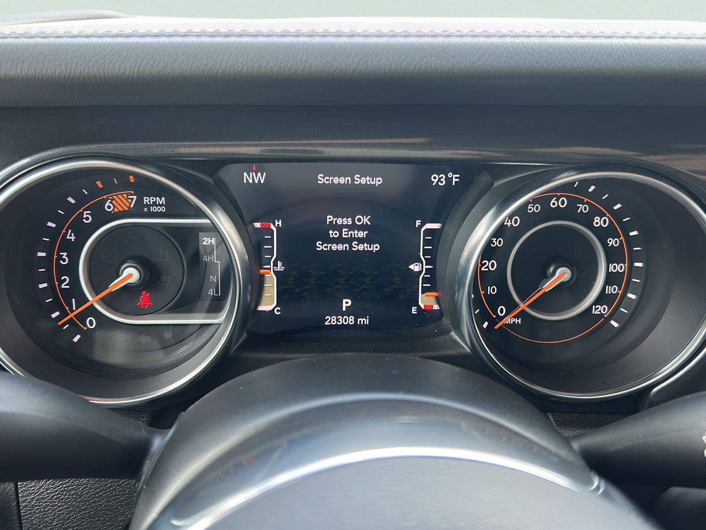 Used 2023 Jeep Wrangler Unlimited Sahara AWD/4WD image 11