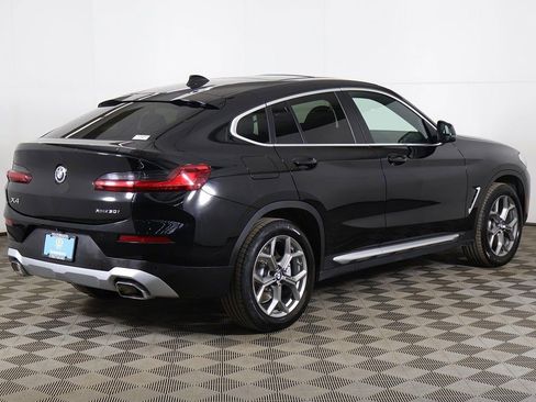 Used 2025 BMW X4 xDrive30i image 13