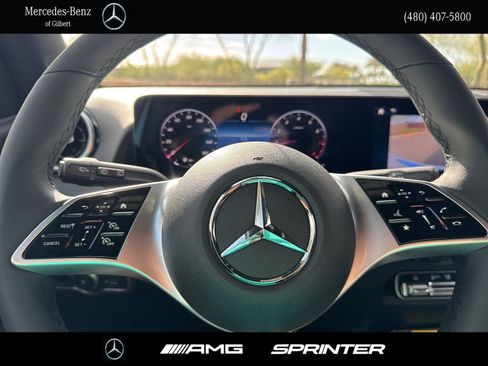 New 2026 Mercedes-Benz GLB 250 image 26