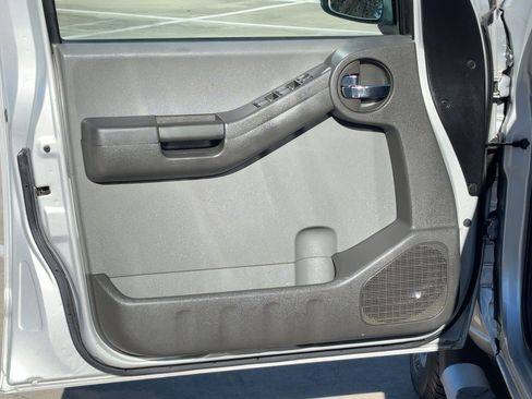 Used 2009 Nissan Xterra S w/ X Gear Pkg image 19