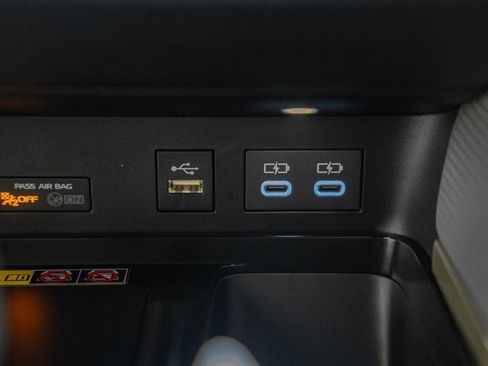 New 2026 Toyota Camry SE FWD image 22