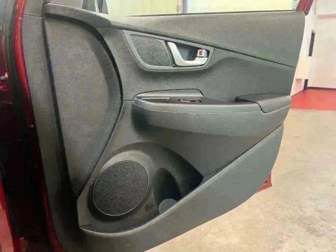 Used 2022 Hyundai Kona SEL w/ Convenience Package image 30