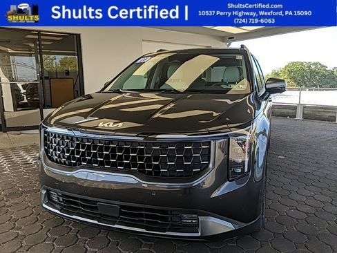 Used 2025 Kia Carnival SX Prestige image 1