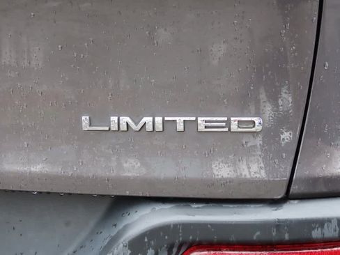 Used 2014 Jeep Cherokee Limited w/ Technology Group image 8