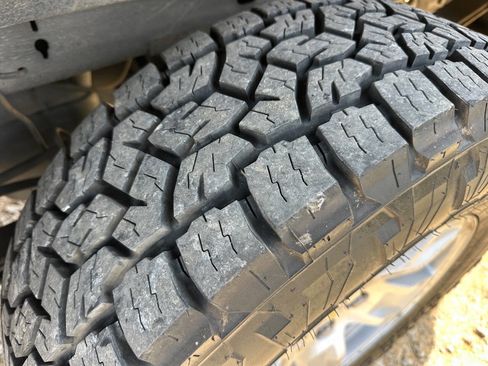 Used 2018 Chevrolet Silverado 1500 LT w/ LT Fleet Plus Package AWD/4WD image 28