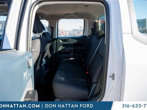 New 2026 Ford Maverick XL image 19