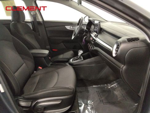 Used 2023 Kia Forte LXS image 36