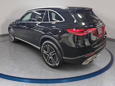 Used 2026 Mercedes-Benz GLC 300 4MATIC image 8