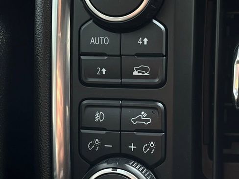 Used 2019 Chevrolet Silverado 1500 RST w/ All-Star Edition image 9