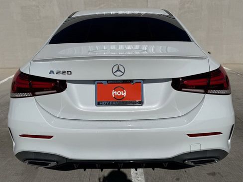 Used 2021 Mercedes-Benz A 220 image 4