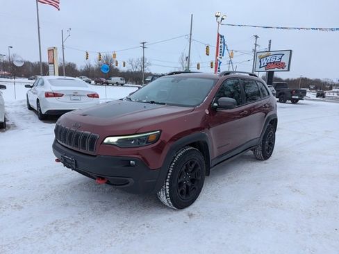 Used 2021 Jeep Cherokee Trailhawk image 7