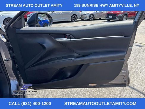 Used 2023 Toyota Camry XSE image 10