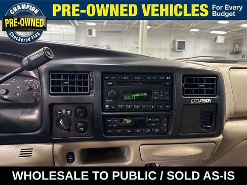 Used 2005 Ford Excursion Limited AWD/4WD image 15