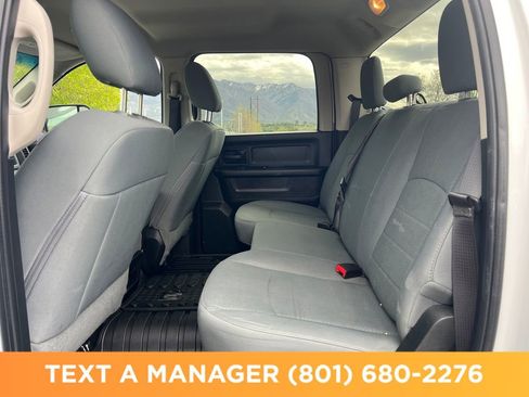 Used 2018 RAM 3500 Tradesman w/ Chrome Appearance Group AWD/4WD image 9