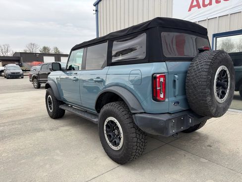 Used 2021 Ford Bronco Outer Banks w/ Sasquatch Package image 13