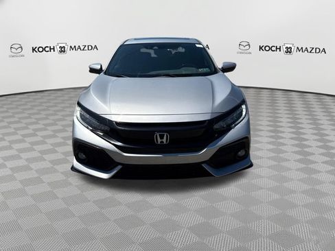 Used 2018 Honda Civic Sport Touring image 2
