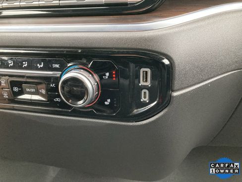 Used 2024 GMC Sierra 1500 SLT image 28