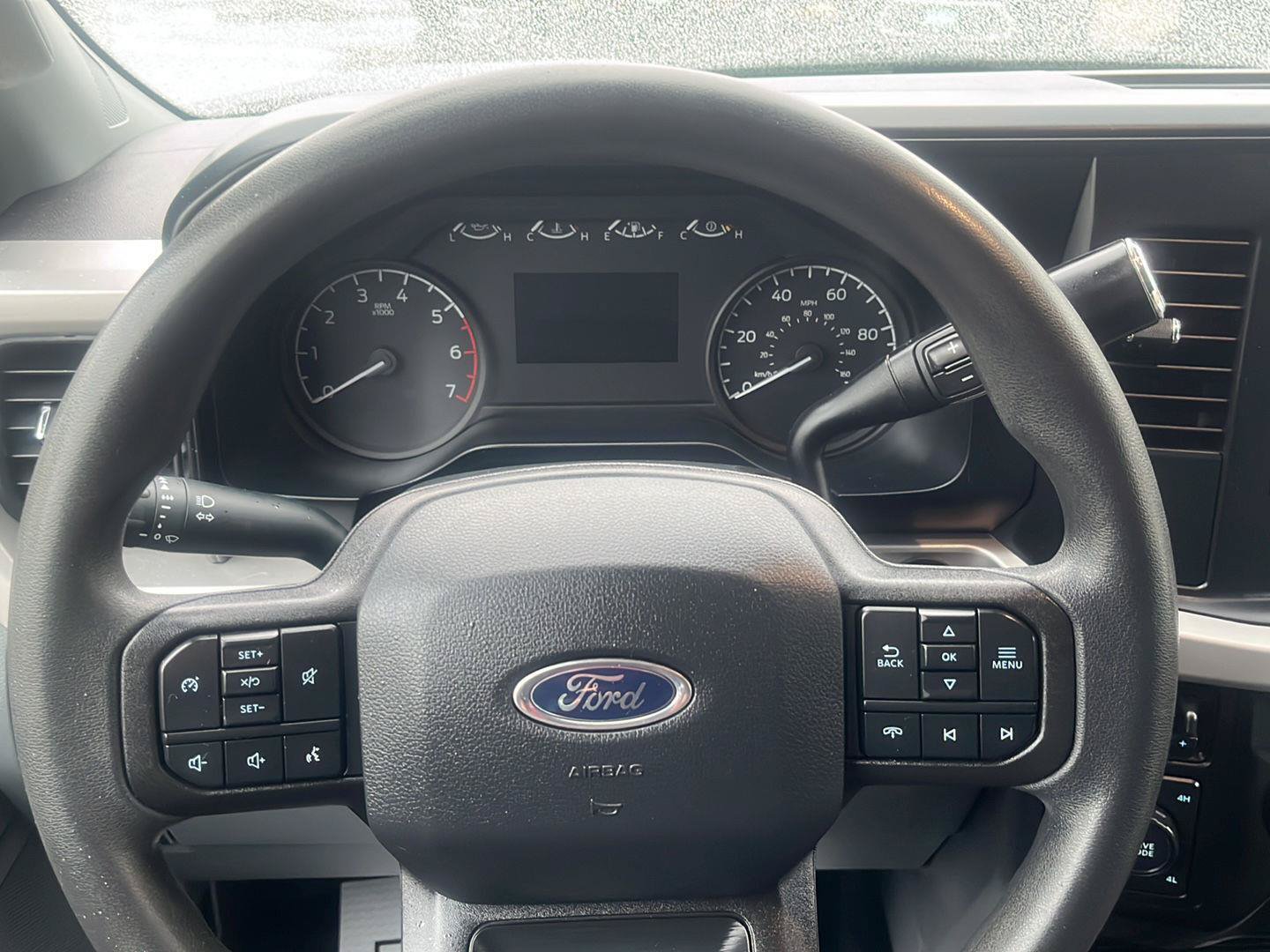 Used 2024 Ford F250 XL w/ XL Off-Road Package AWD/4WD image 4