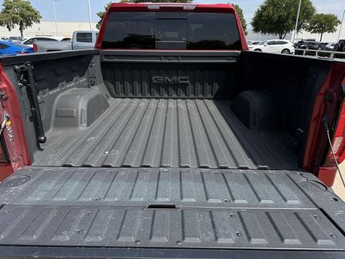 Used 2024 GMC Sierra 1500 SLT AWD/4WD image 28