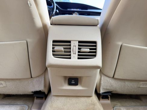 Used 2015 Lexus ES 350 w/ Luxury Package FWD image 30