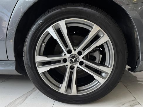 Used 2021 Mercedes-Benz E 350 4MATIC Sedan w/ Premium Package image 9