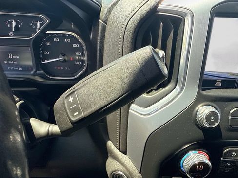 Used 2021 GMC Sierra 1500 SLT AWD/4WD image 32