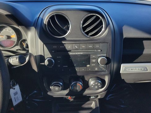 Used 2014 Jeep Compass Sport w/ Power Value Group image 16