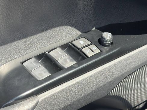 New 2026 Toyota Camry SE FWD image 19