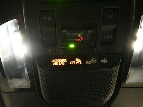 Used 2024 Toyota Land Cruiser image 18