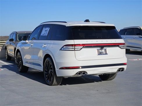 New 2026 Lincoln Aviator Reserve w/ Jet Appearance Package image 5