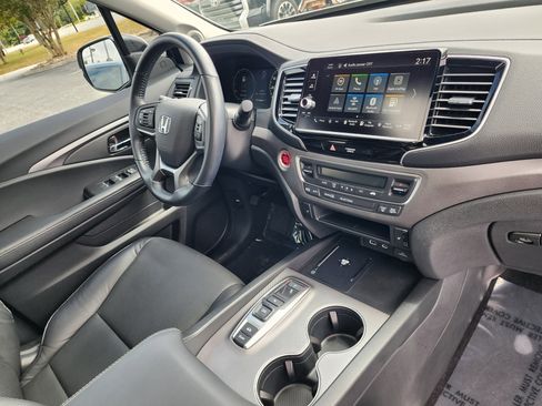 Certified 2024 Honda Ridgeline RTL image 14