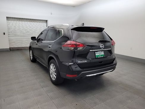 Used 2020 Nissan Rogue SV FWD image 5