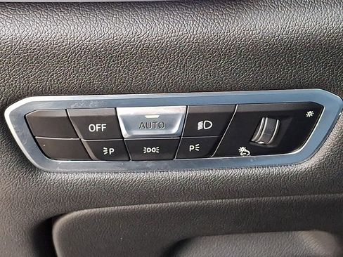 Used 2023 BMW X5 xDrive45e image 30